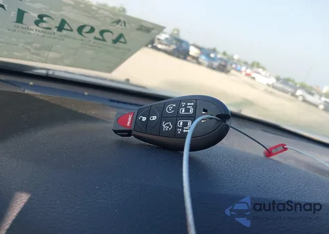 2012 Chrysler Town & Country Touring z USA, uszkodzony, nr VIN 2C4RC1BG3CR187324